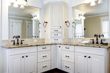 Bathroom Remodeling Service Image